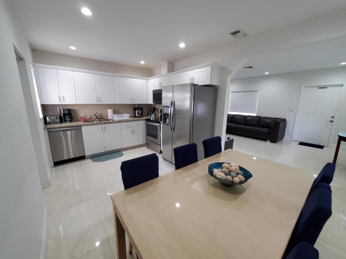 Miami-Airport Oasis Vip House Villa ภายนอก รูปภาพ