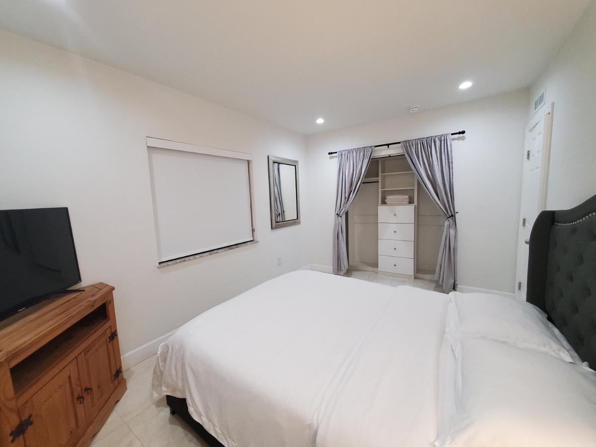 Miami-Airport Oasis Vip House Villa ภายนอก รูปภาพ