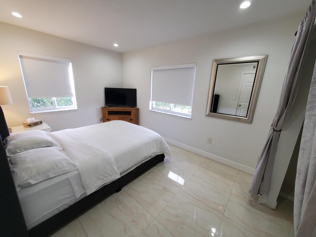 Miami-Airport Oasis Vip House Villa ภายนอก รูปภาพ